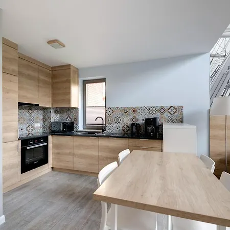 3 - Waterlane Valhalla Апартаменты Гданьск
