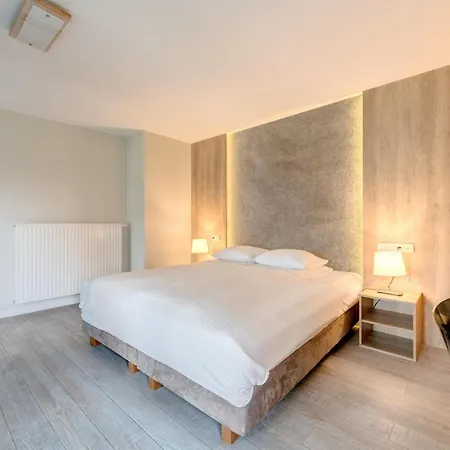 3 - Waterlane Valhalla